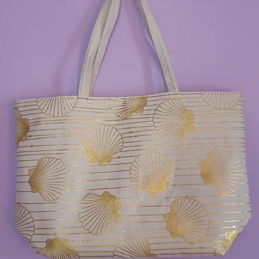 Cream and gold seashells beach tote